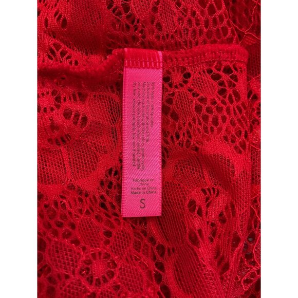 Betsey Johnson Red Lace Slip Dress with Bow Detail – Size S - Picture 6 of 6